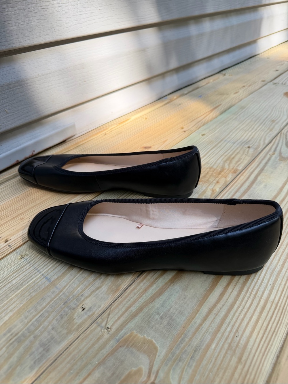Nine West Teland Black Leather Patent Cap Toe Ballet Flats Size 10 - Picture 3 of 4